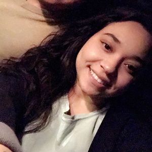 Meet your Posher, Sarai